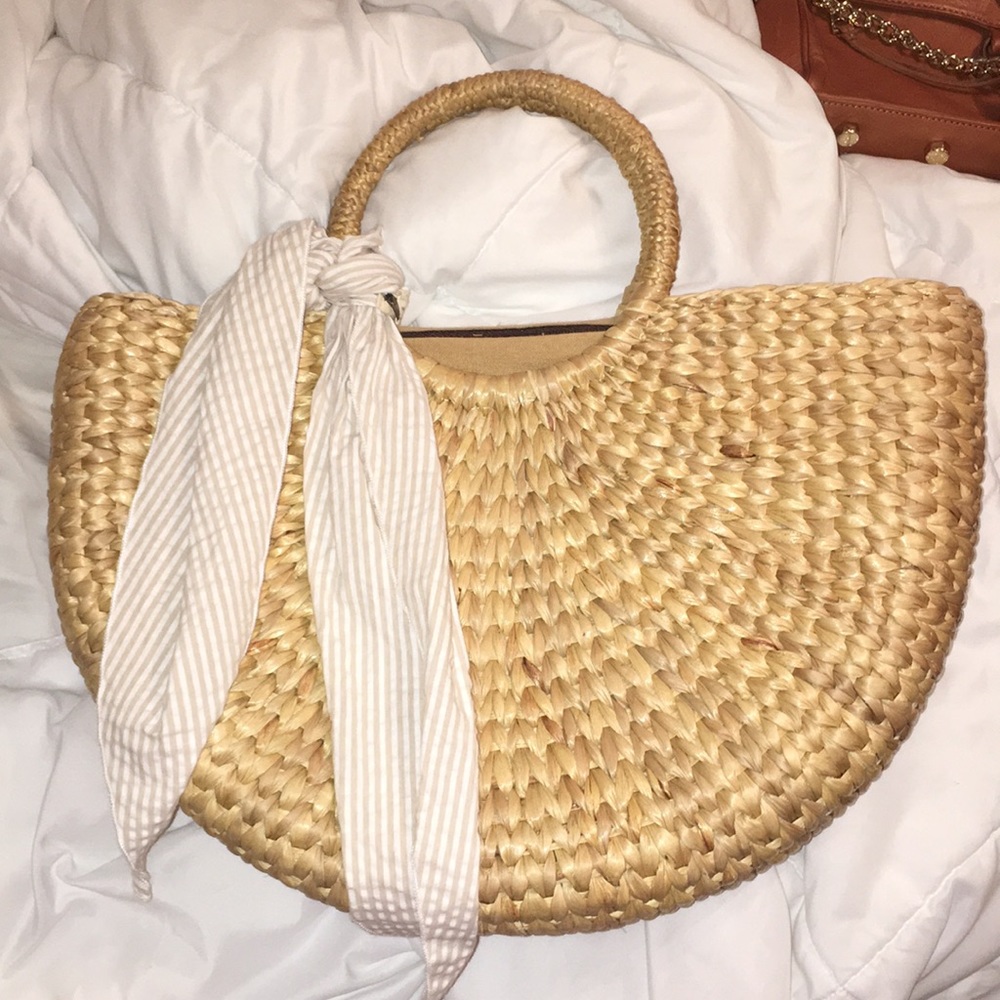 Raffia Purse